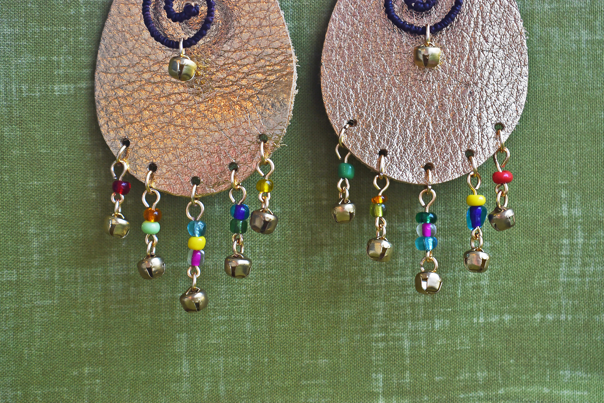 DSC_0868 rainbow earrings close up