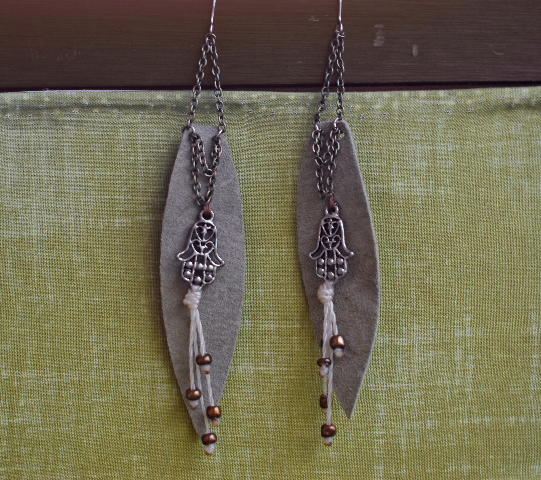 DSC_0888 leaf earrings product shot