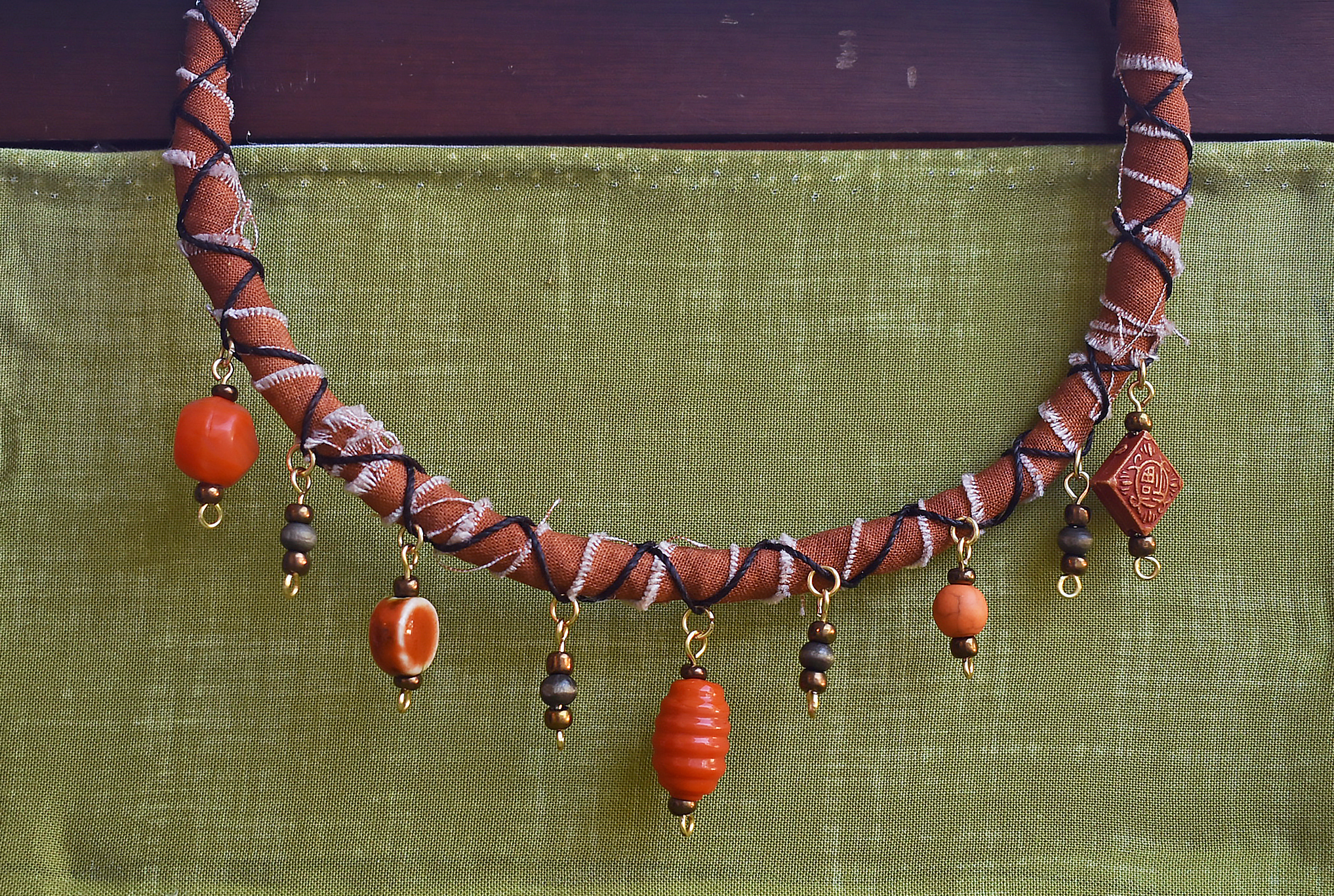 DSC_0923 orange necklace product shot